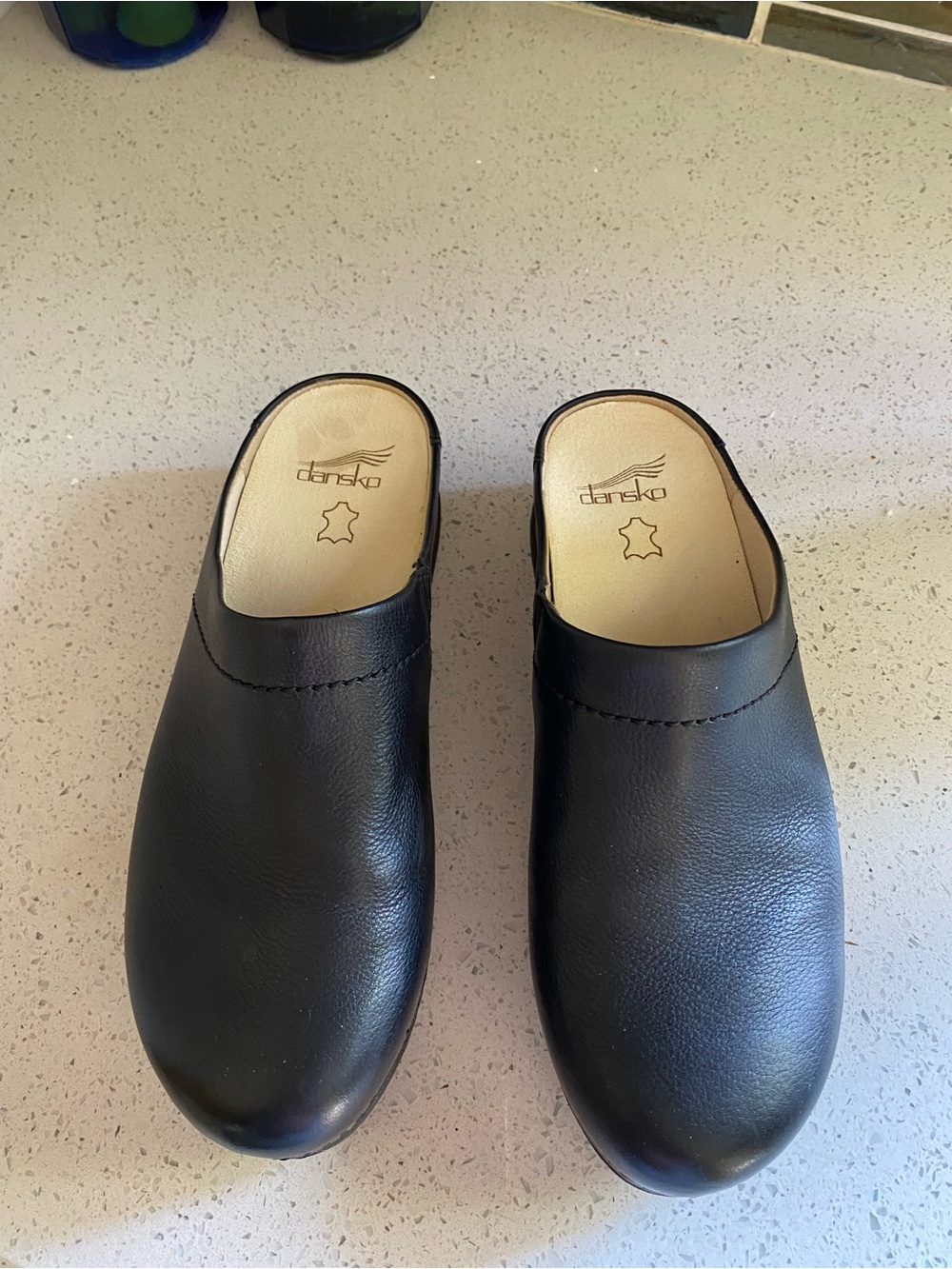 Dansko black leather clogs size EU 39 8.5/9 slip on Women’s shoes